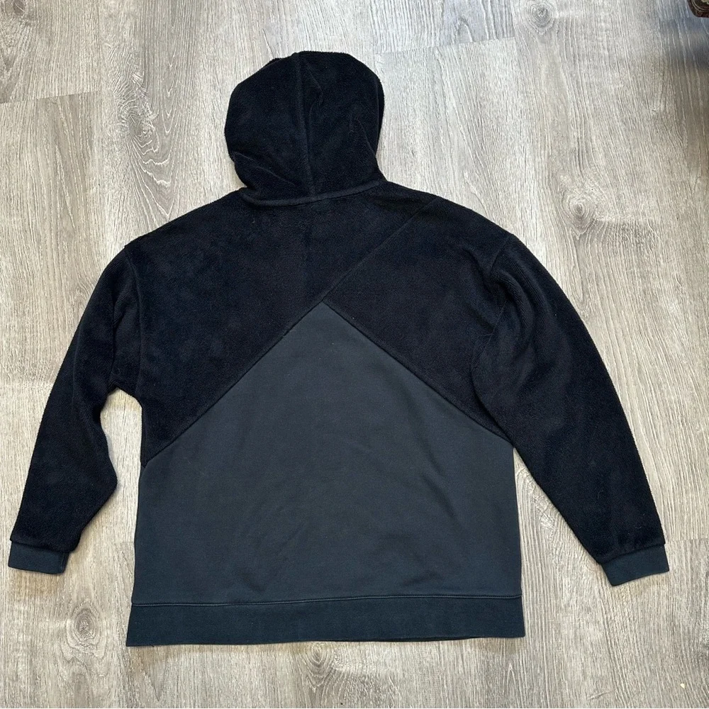 Puma Black Sweatshirt Hoodie - Picture 2 of 8